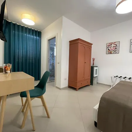 Casale Conti Konukevi 4*