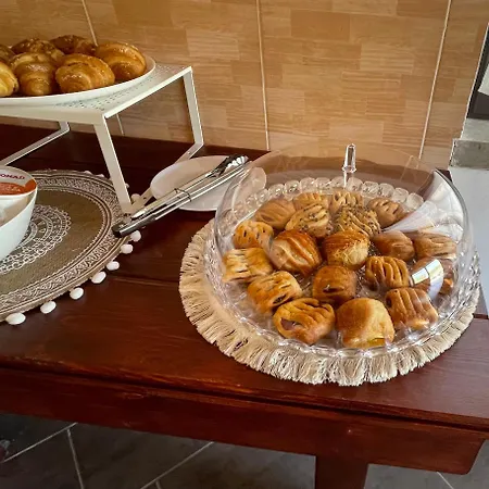 Casale Conti Guest house *